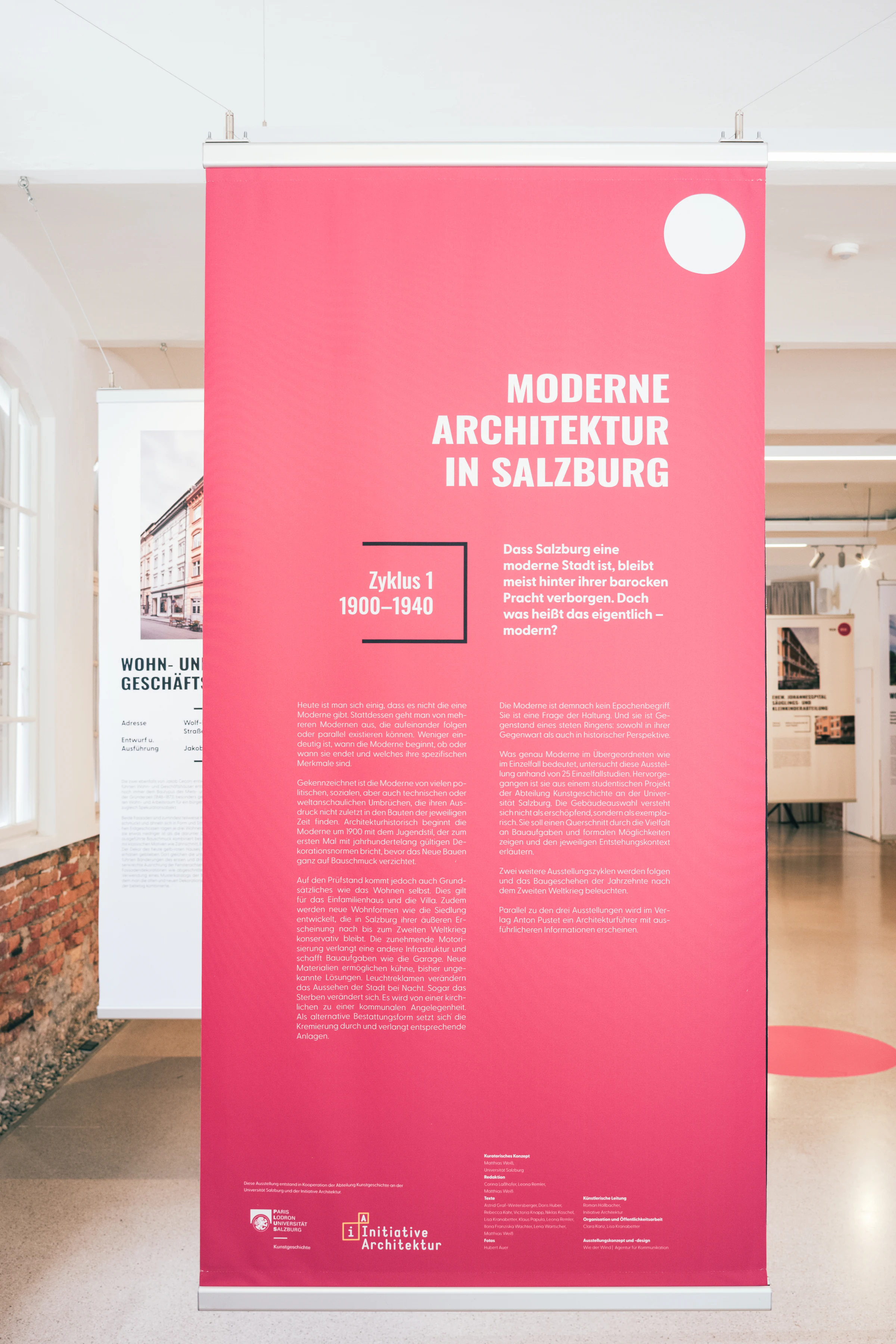 Ausstellung „Moderne Architektur in Salzburg“, Foto von Lisa Kranbetter