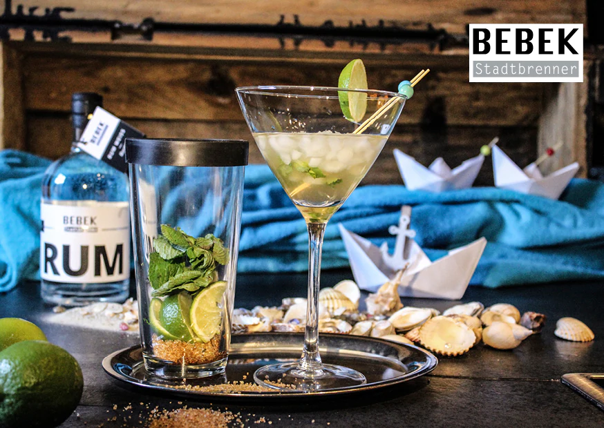 Bebek Cocktail mit Rum